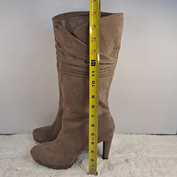 Mootsie Tootsies Boots - Picture 9 of 12